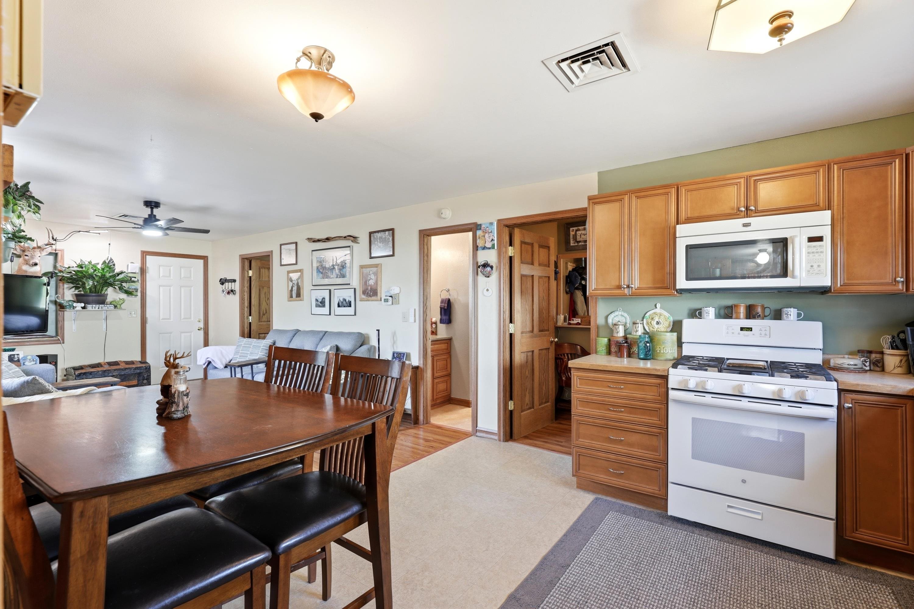 416 Matthew Street Property Photo 16