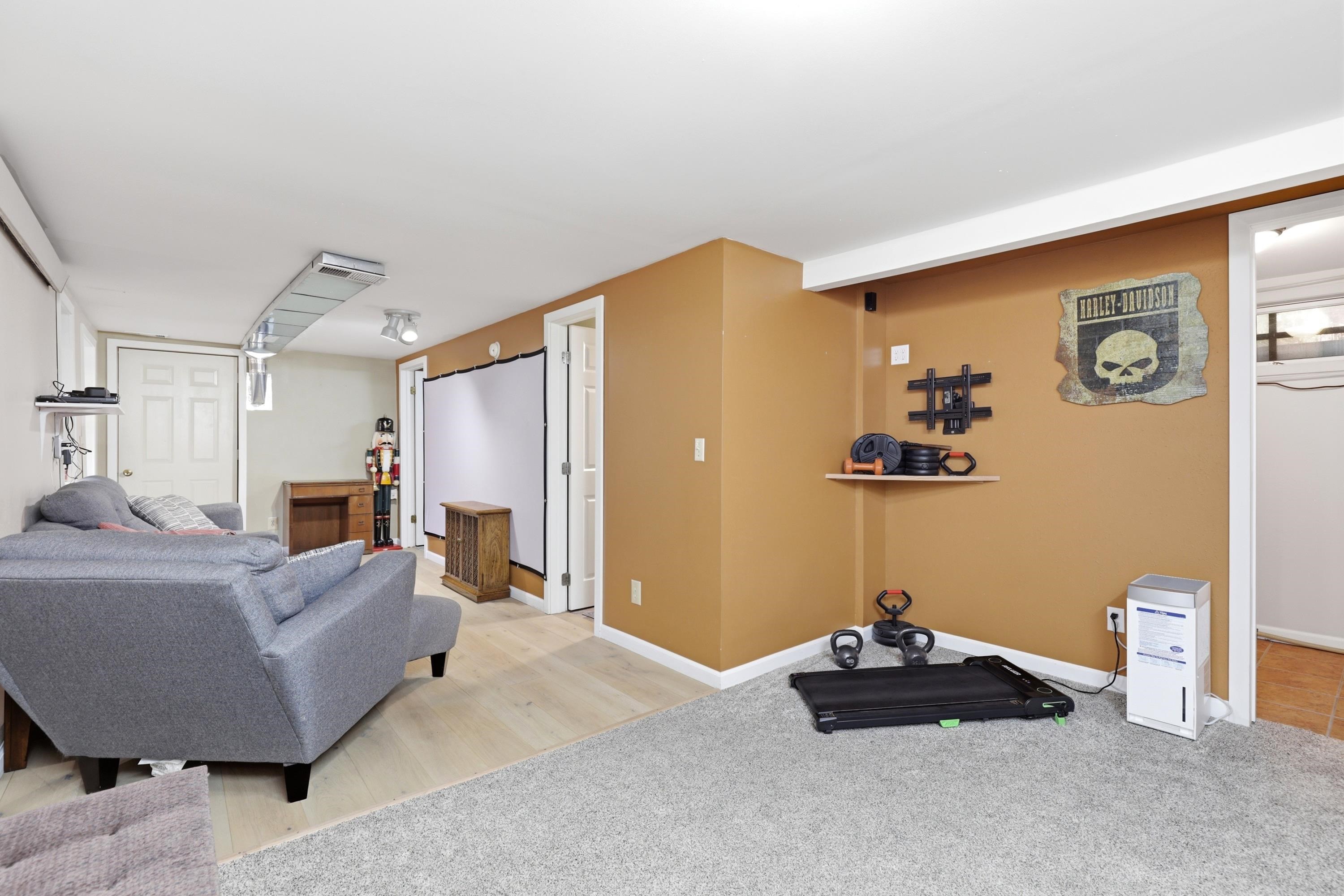 416 Matthew Street Property Photo 27