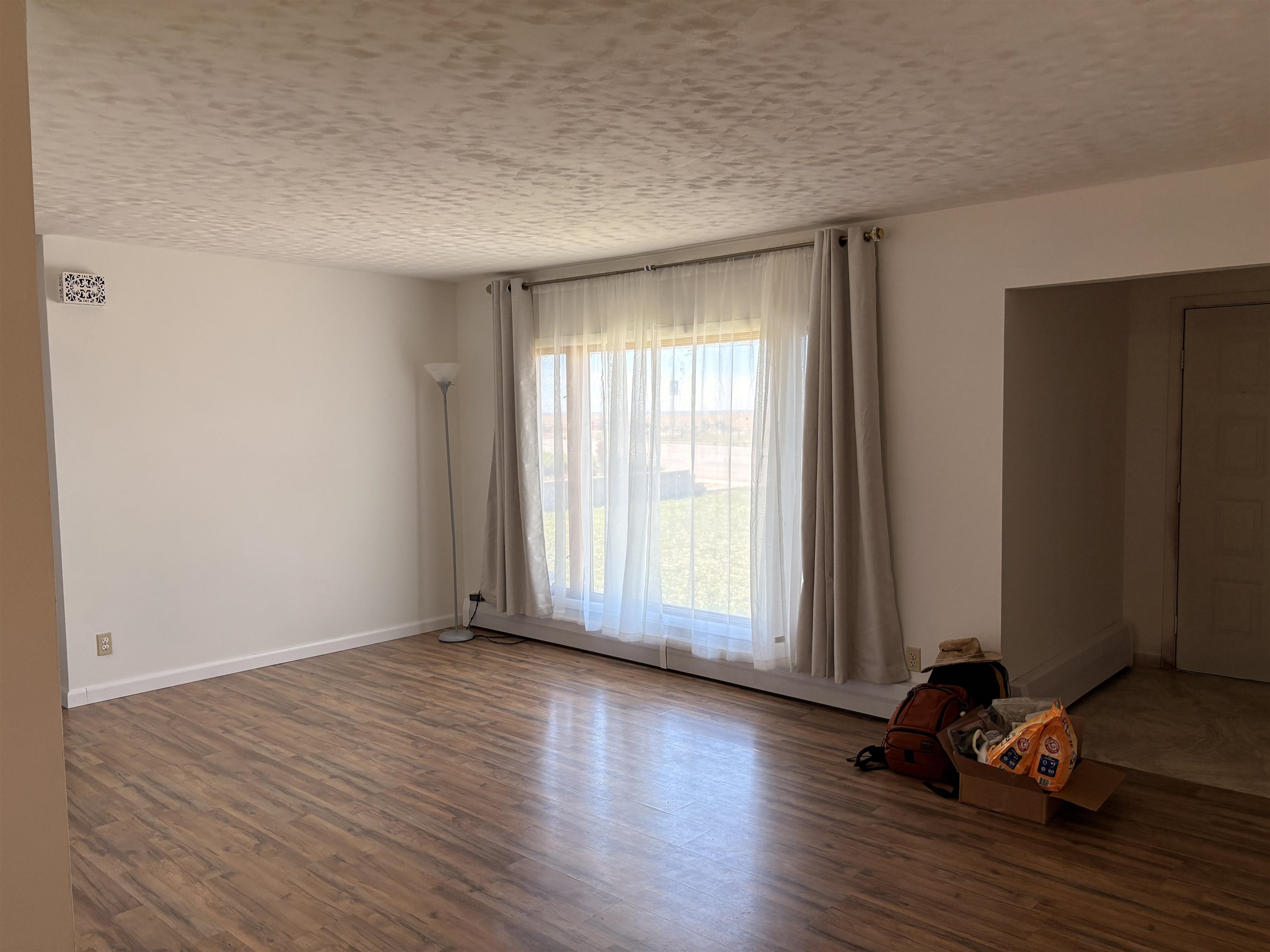 202 S 1st Avenue Property Photo 2