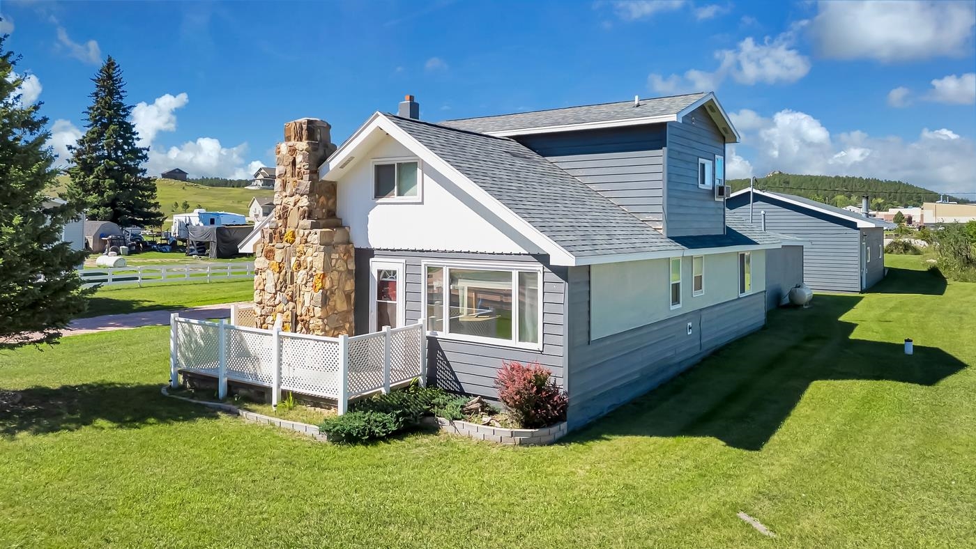 25115 Harbach Lane Property Photo 1