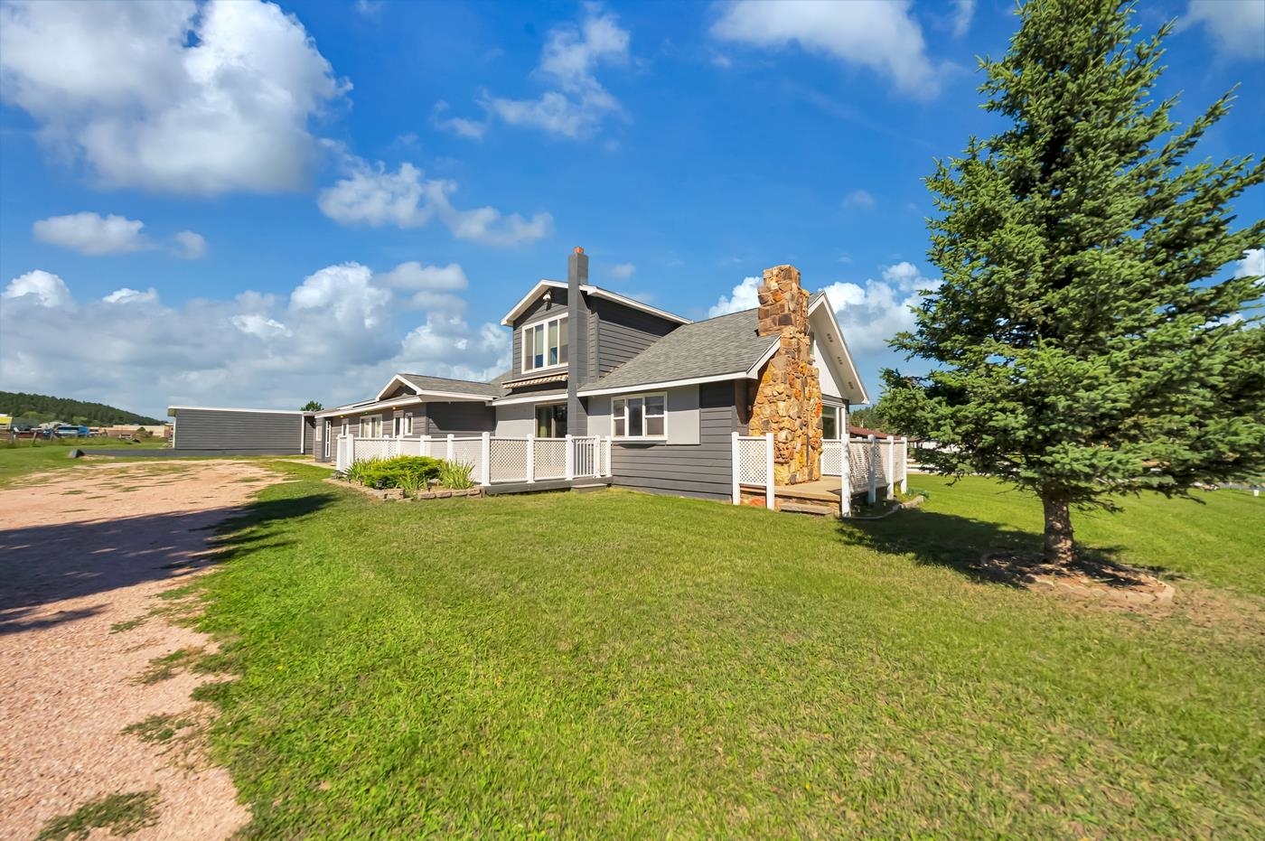 25115 Harbach Lane Property Photo 5