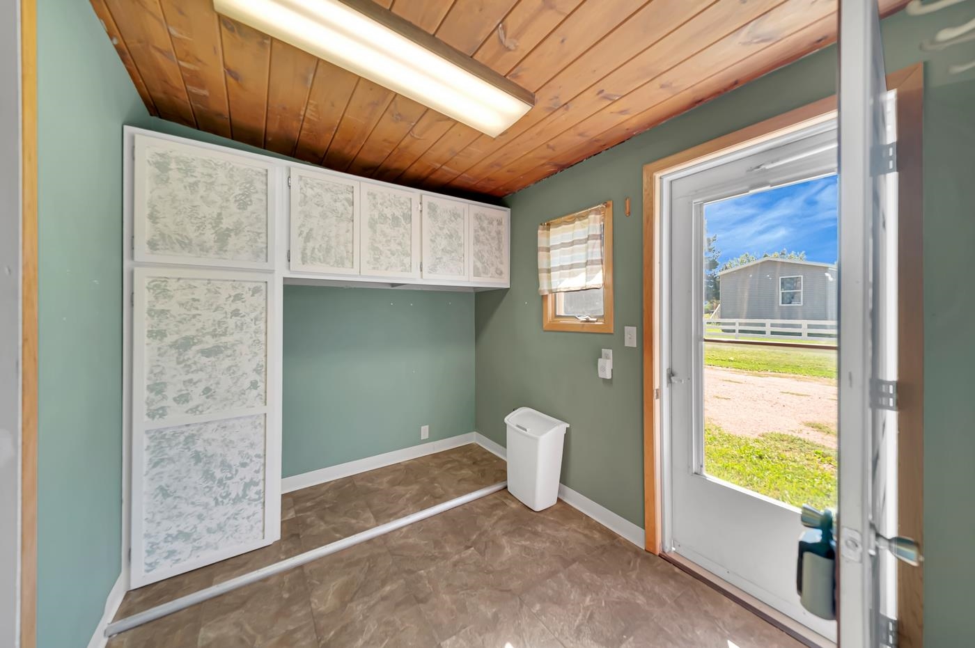 25115 Harbach Lane Property Photo 14