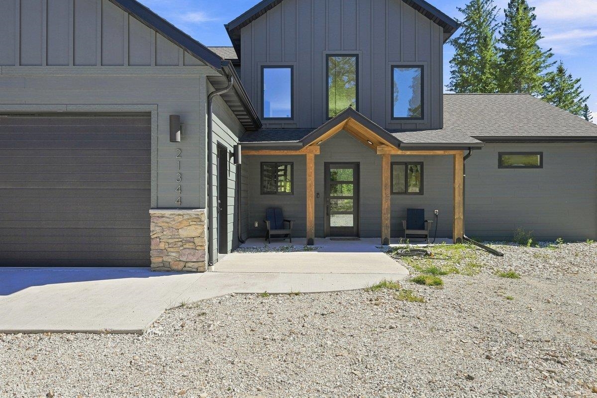 21344 Embers Way Property Photo 3