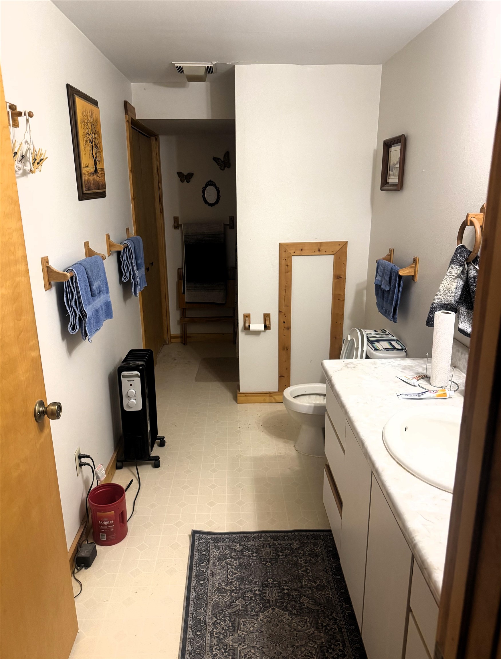 604 Douglas Road Property Photo 14