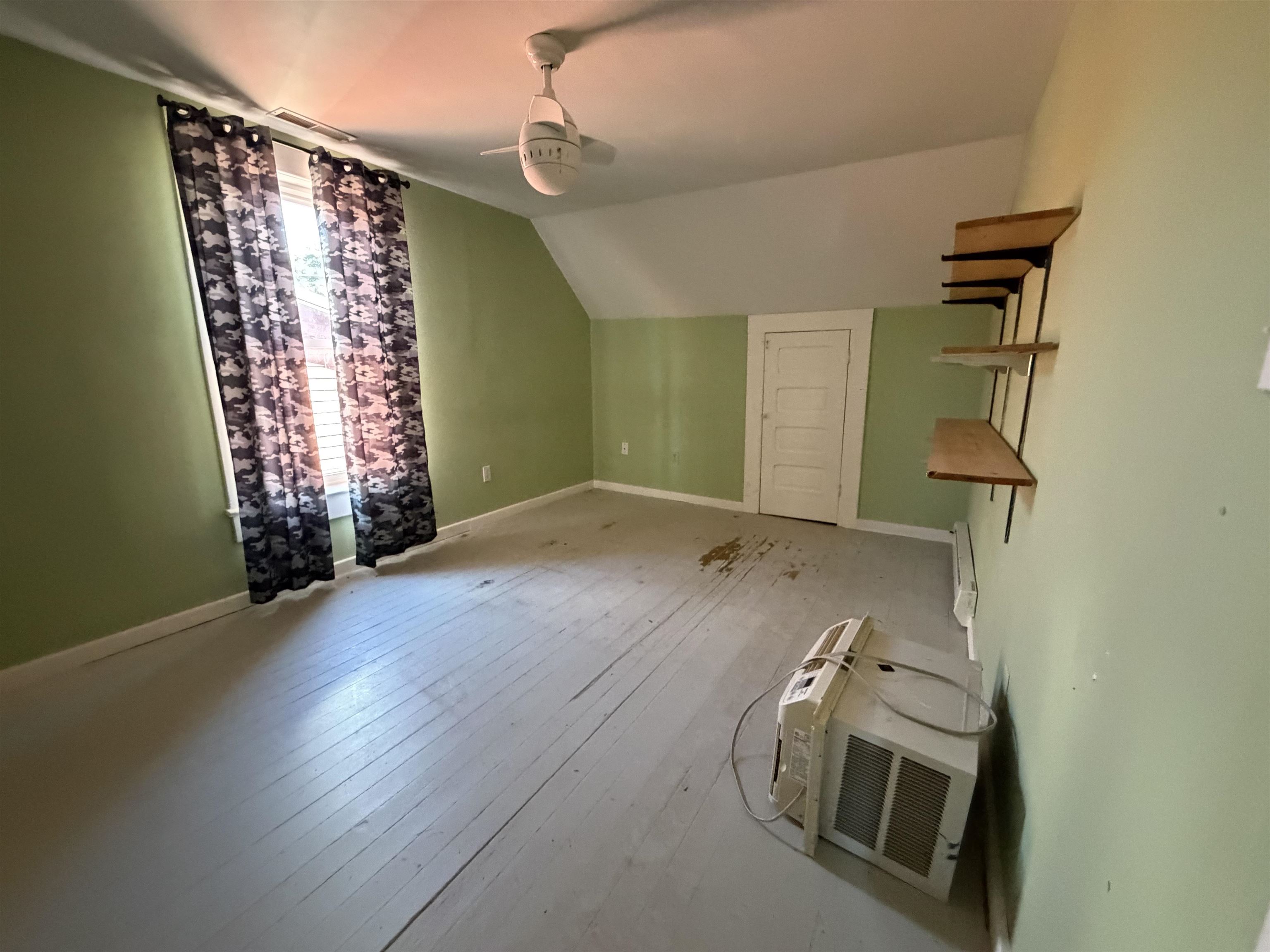412 Mcquillan Avenue Property Photo 10
