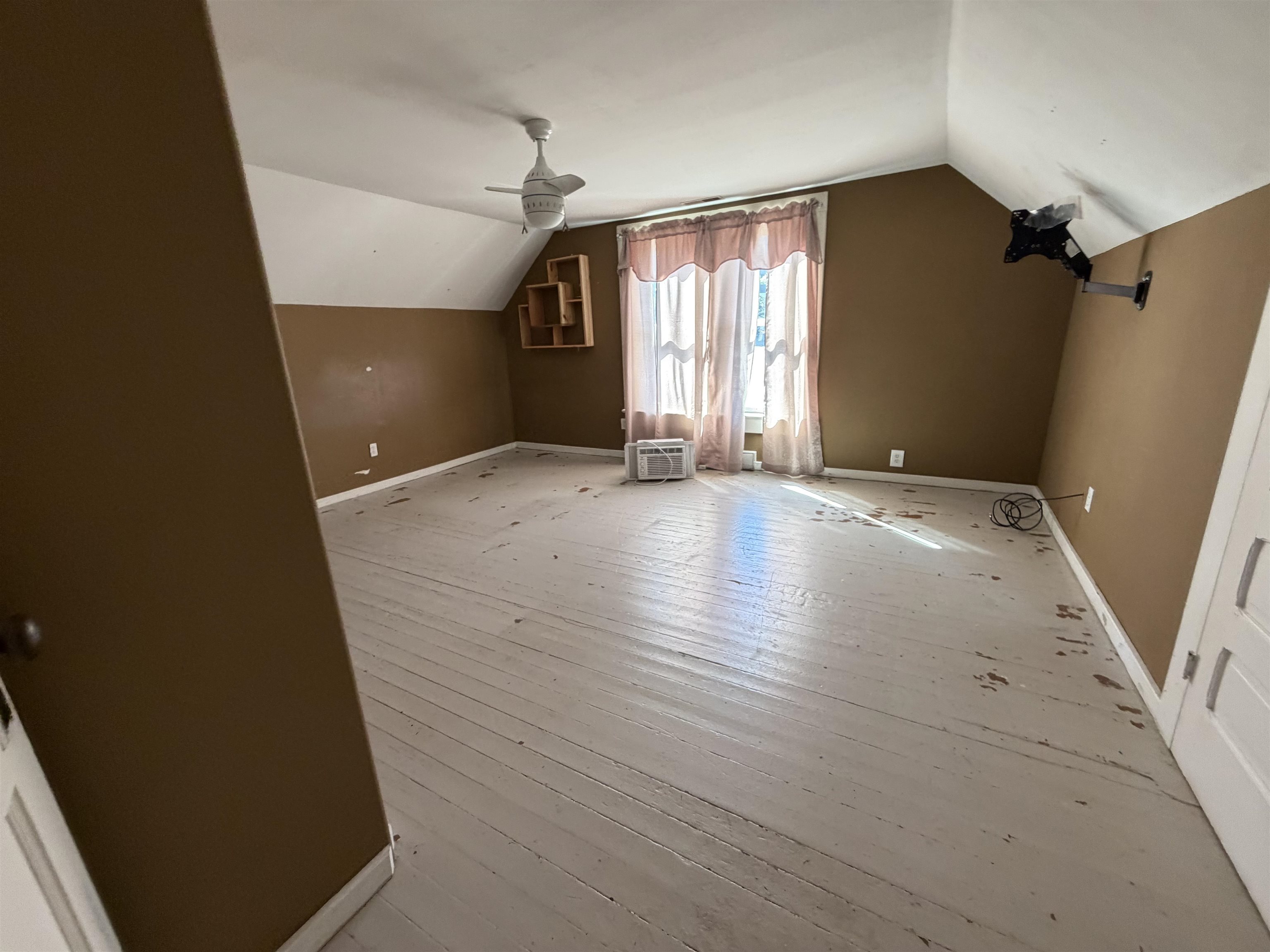 412 Mcquillan Avenue Property Photo 11