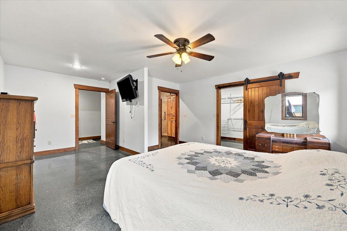 12592 Sandstone Road Property Photo 14