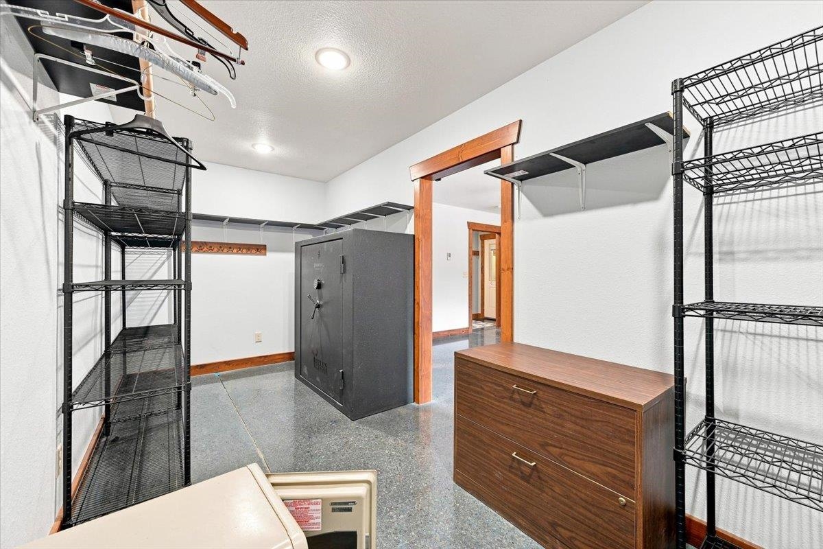 12592 Sandstone Road Property Photo 19