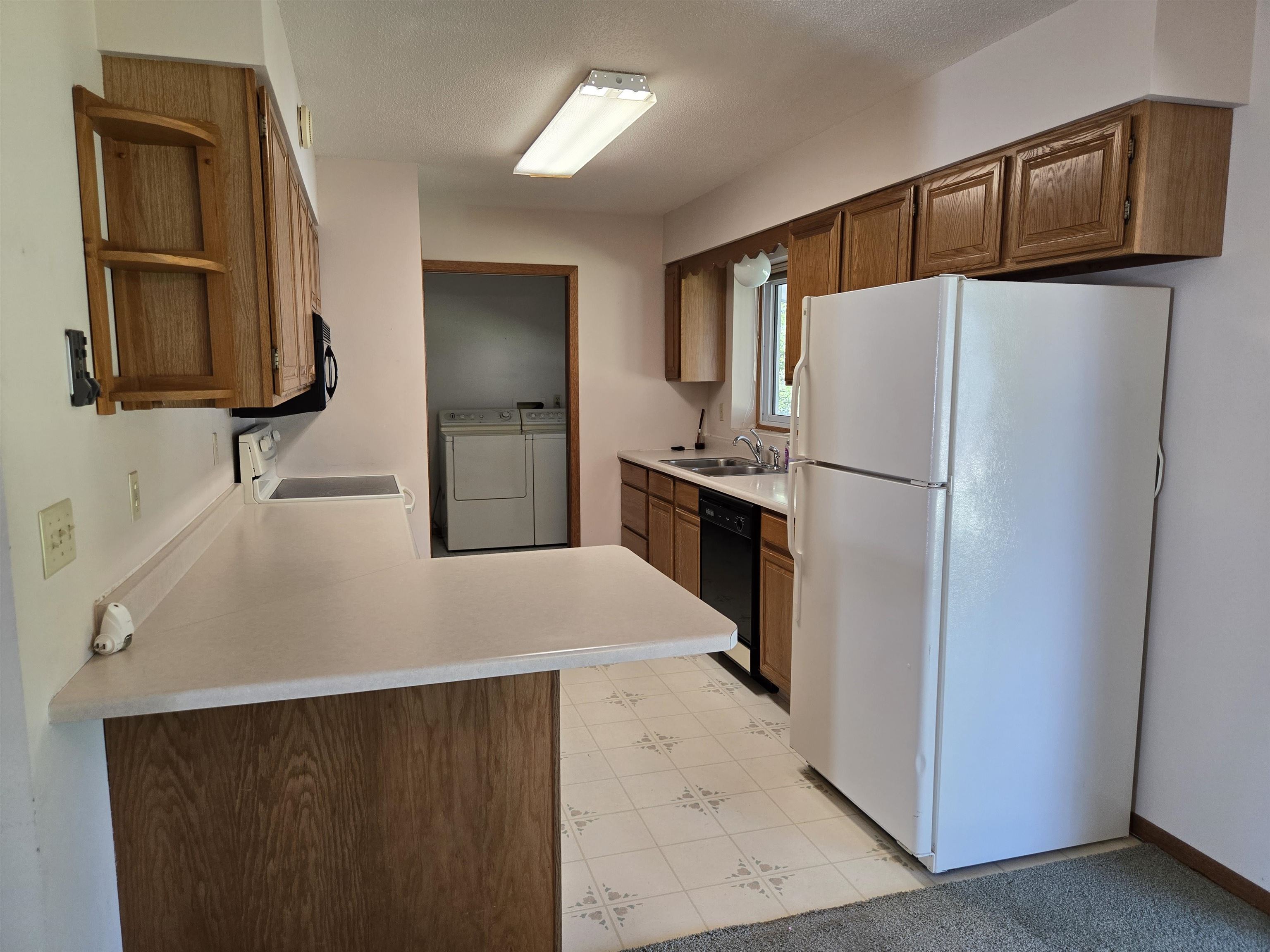 308 Oriole Drive Property Photo 5