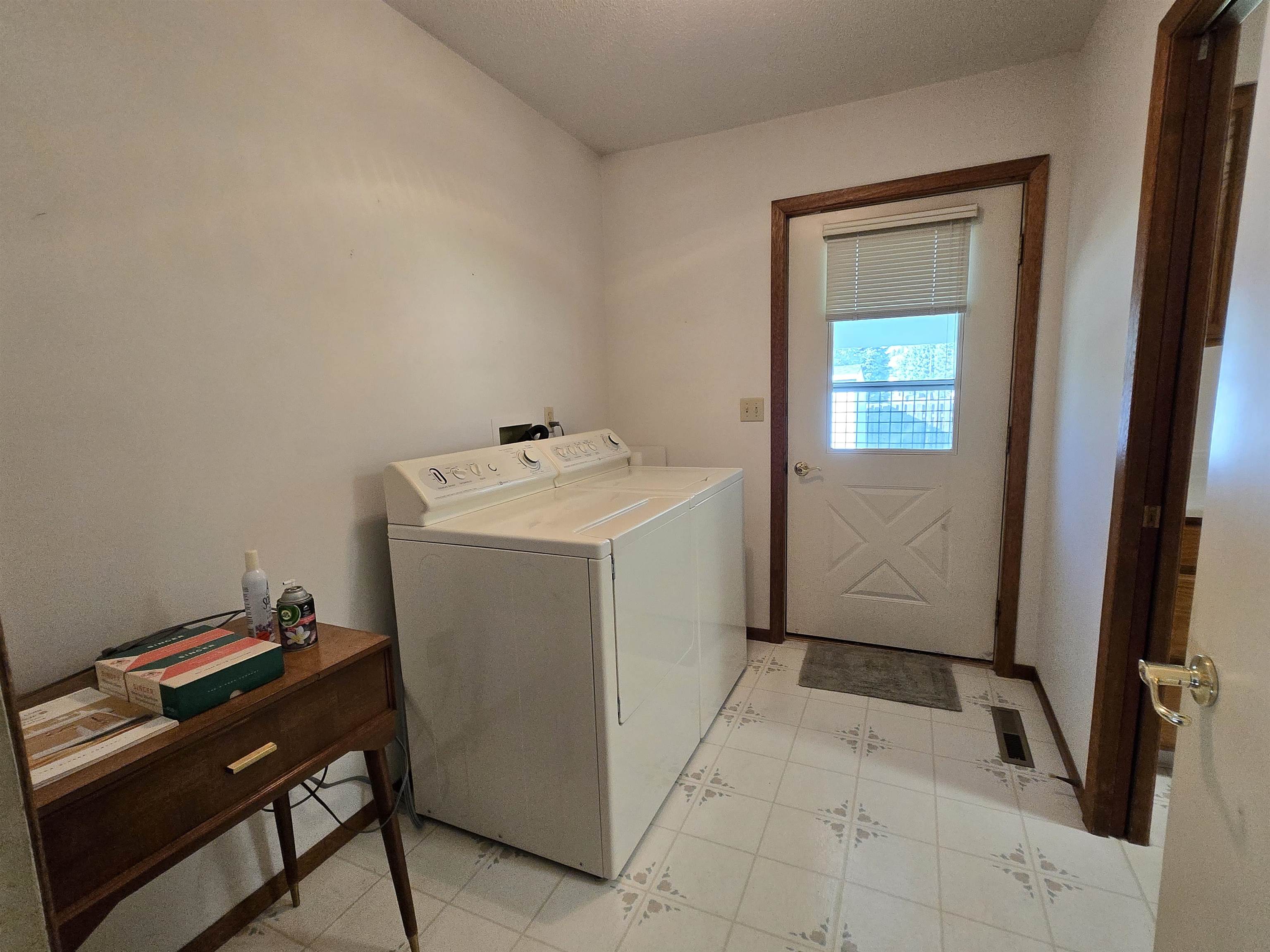 308 Oriole Drive Property Photo 11