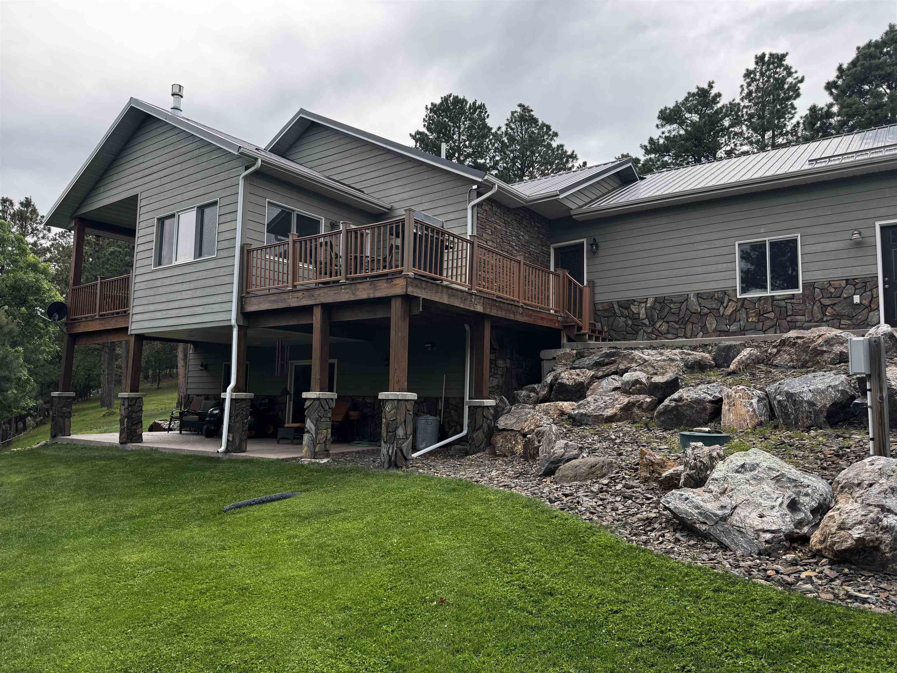 20786 Mountain Court Property Photo 2