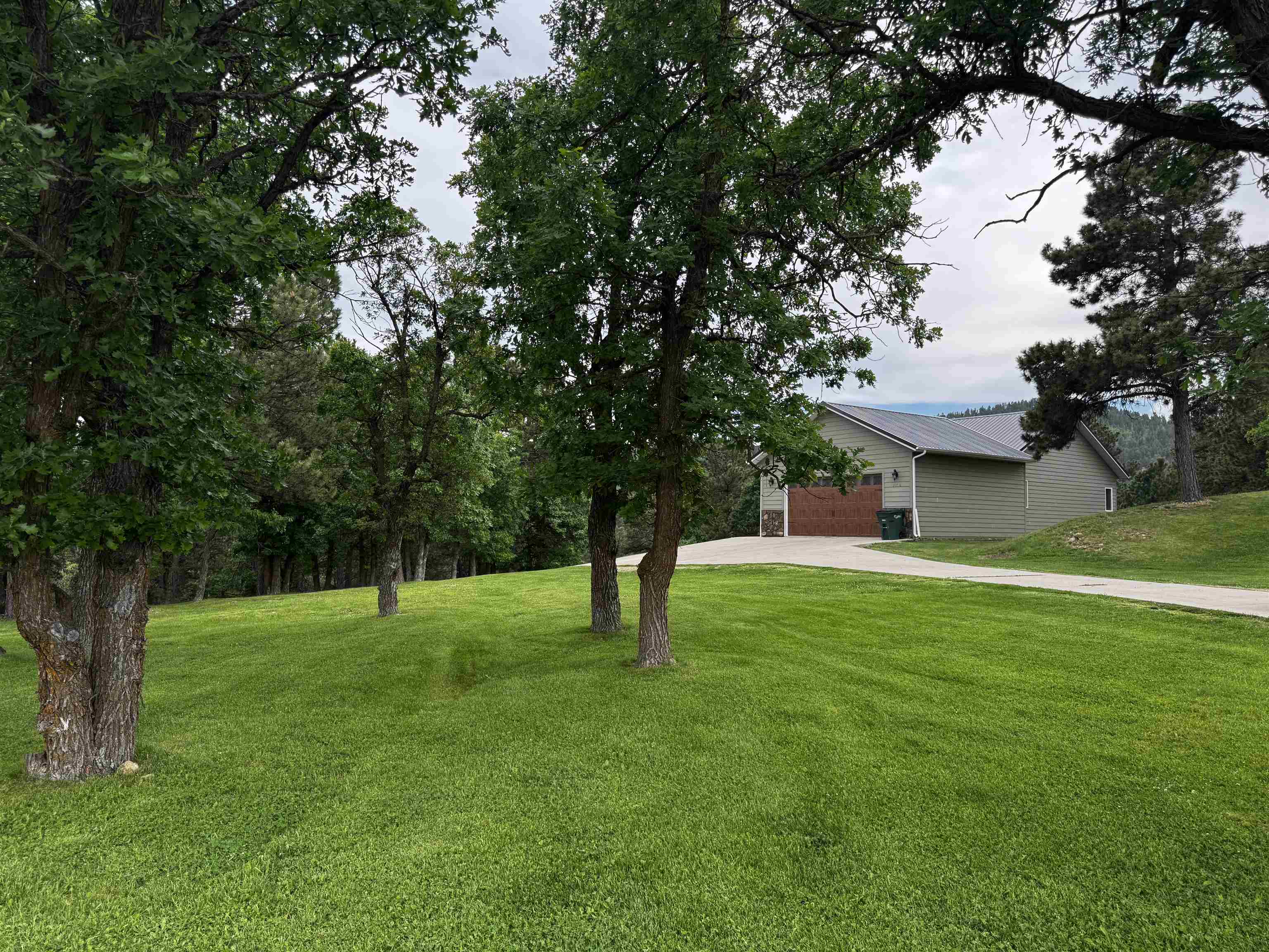 20786 Mountain Court Property Photo 12