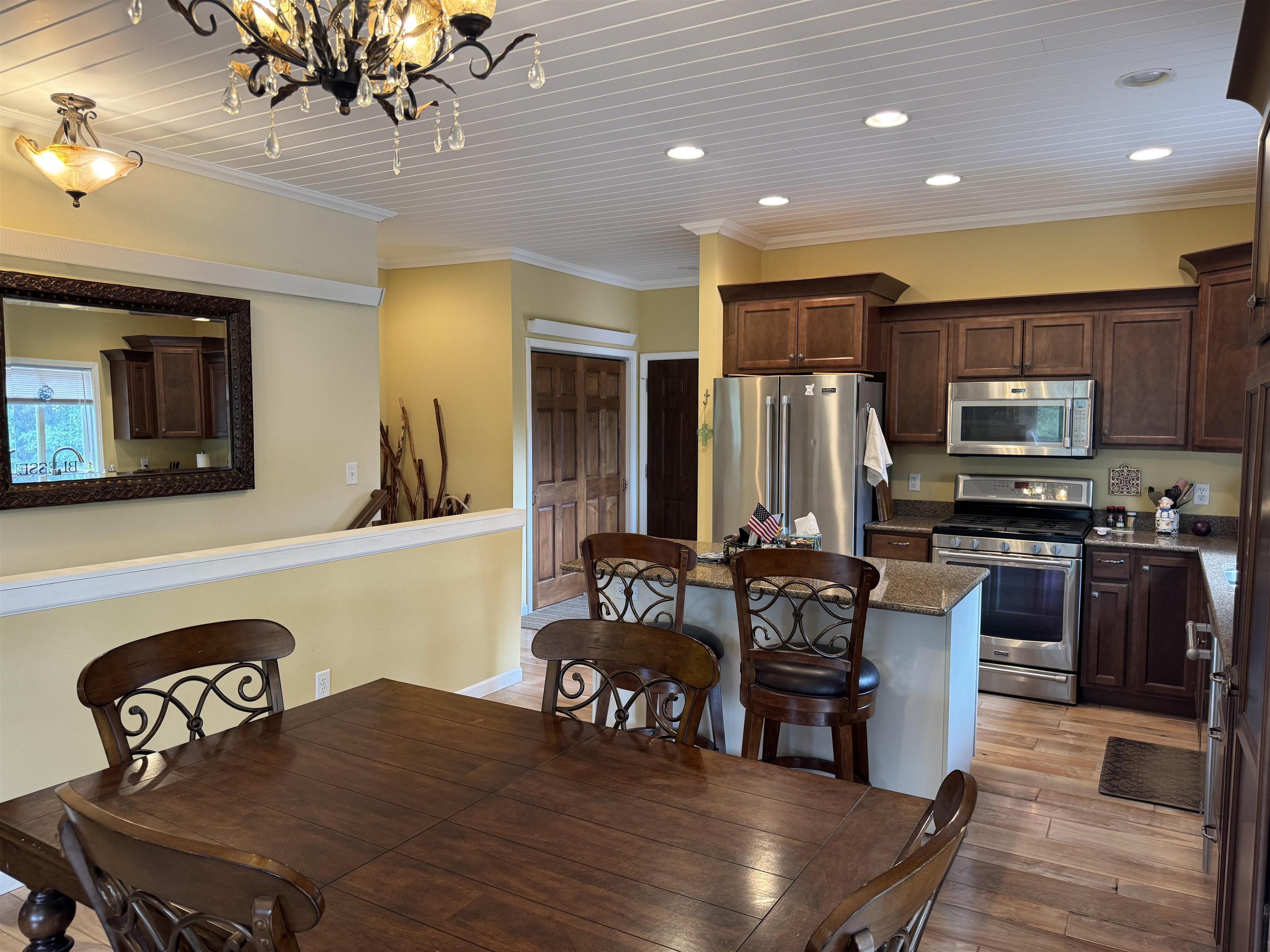 20786 Mountain Court Property Photo 20