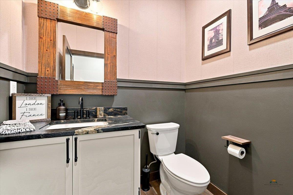 2328 Eastwood Court Property Photo 25