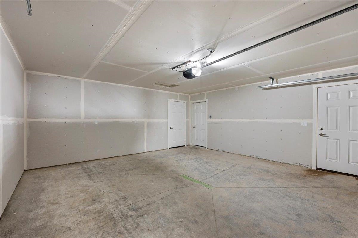 10899 Eagle Court Property Photo 16