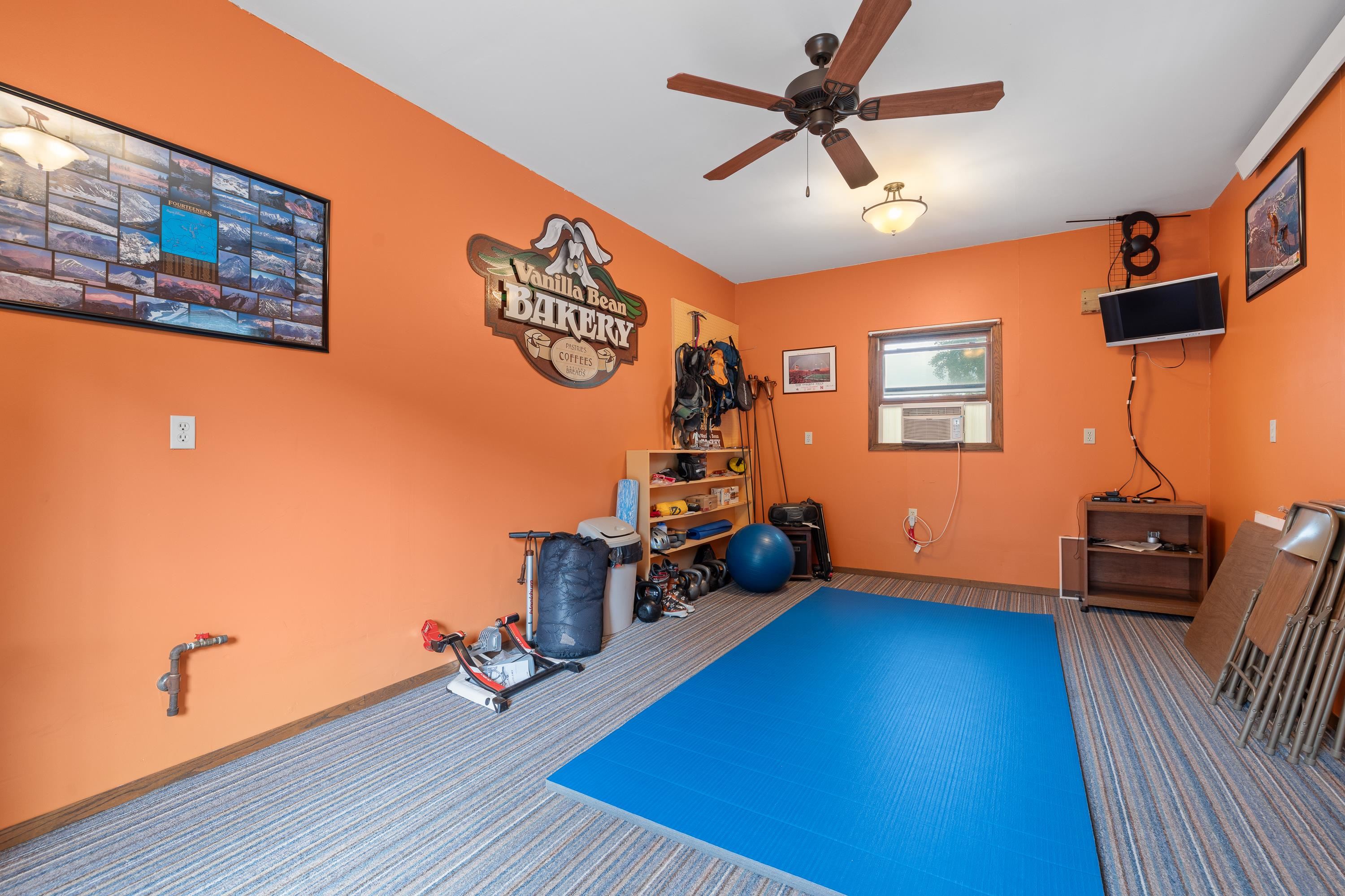 2728 Harney Place Property Photo 28