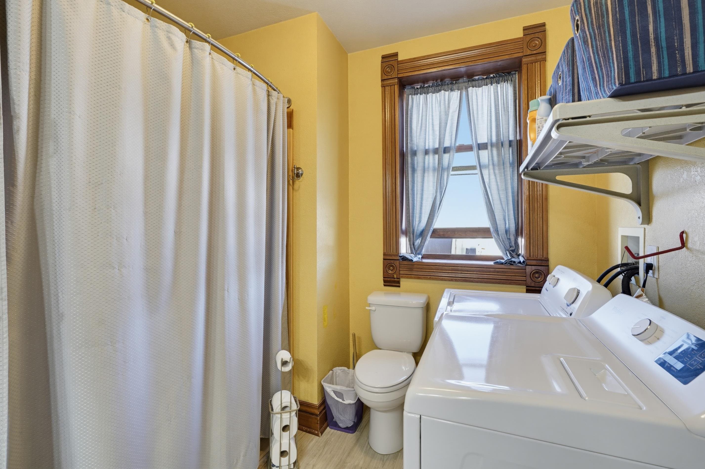 441 & 447 Mt. Rushmore Road Property Photo 48