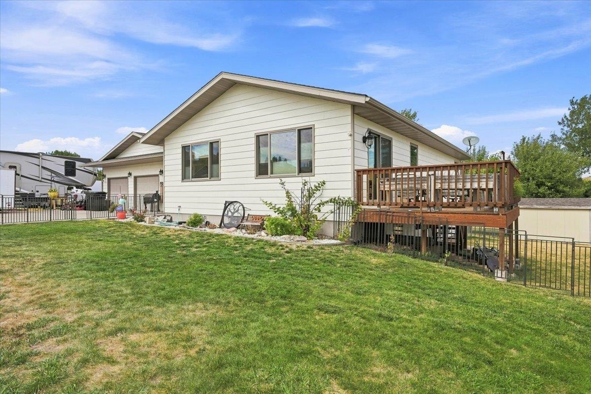 3506 Roughlock Lane Property Photo 2