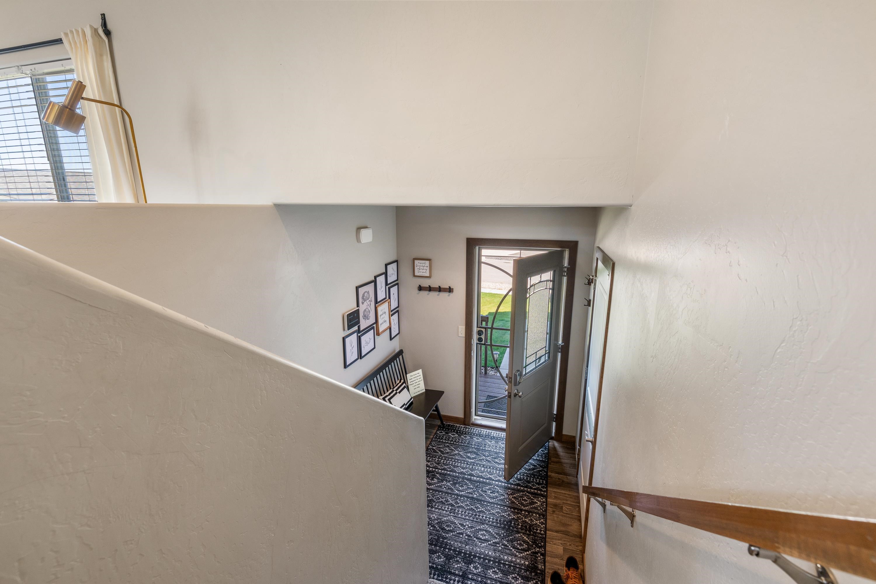 101 Giants Drive Property Photo 15