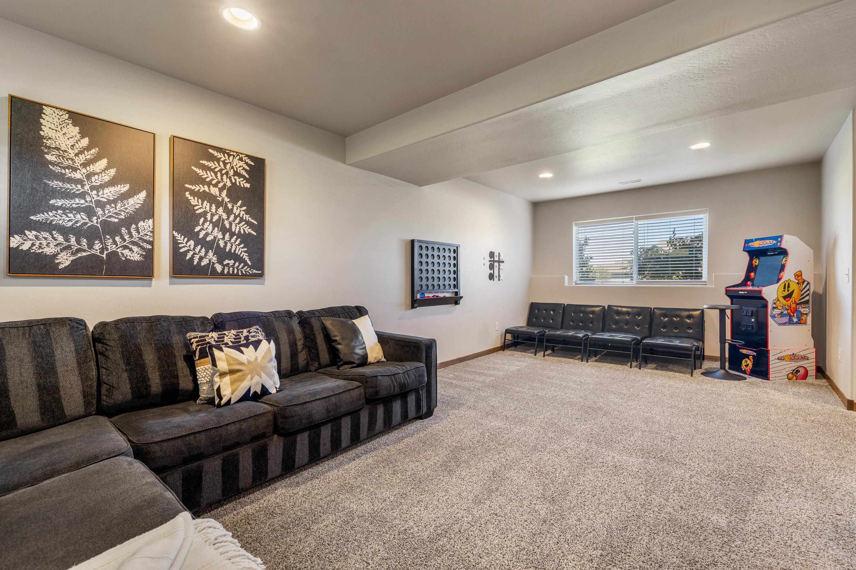 101 Giants Drive Property Photo 17