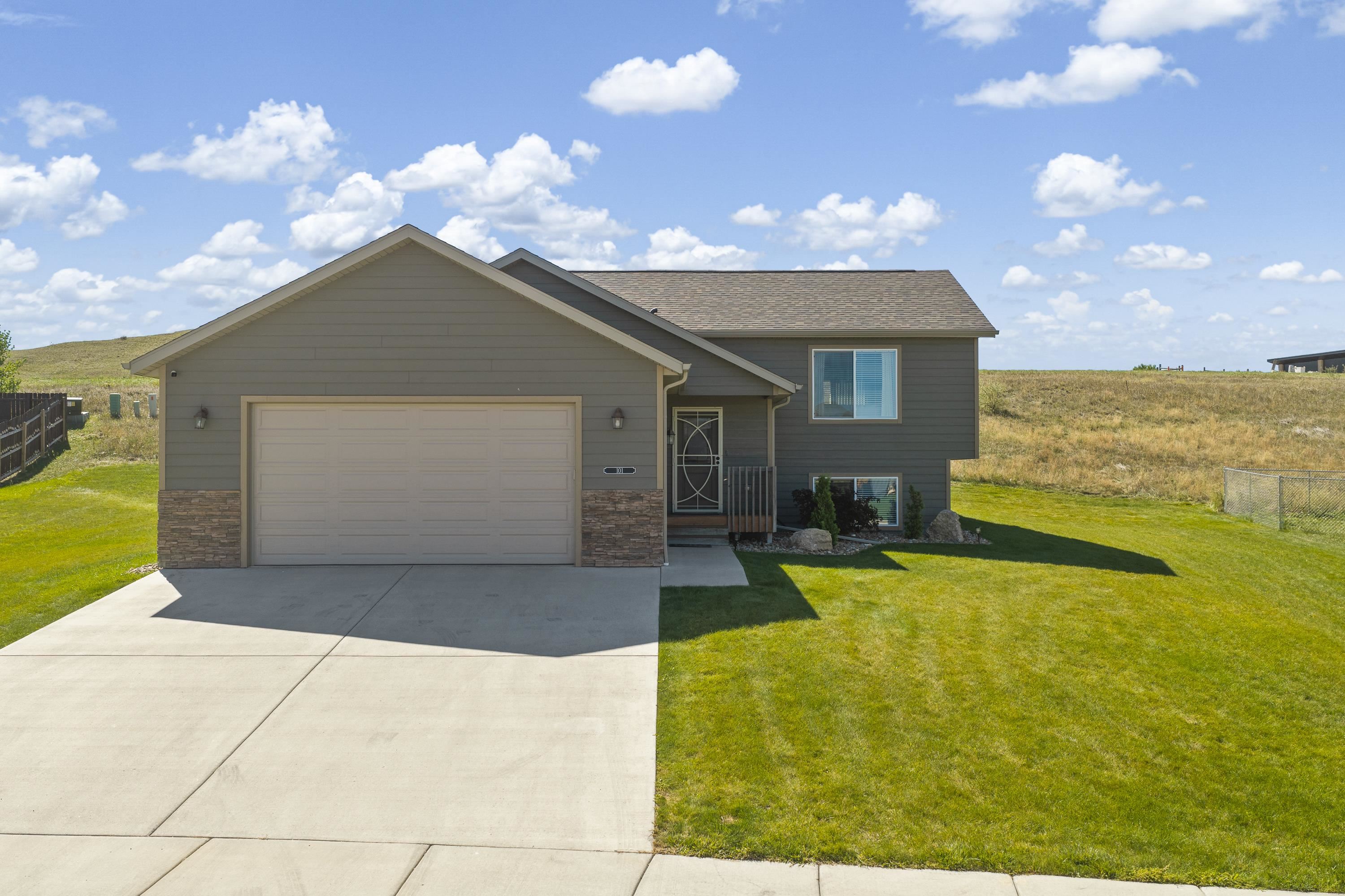 101 Giants Drive Property Photo 32