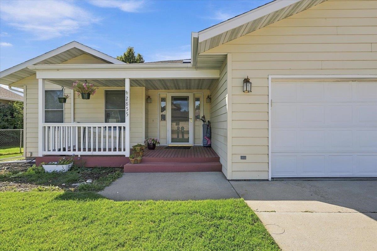 2855 Mystic Avenue Property Photo 2