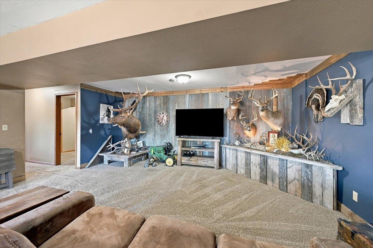 2313 Blue Bell Drive Property Photo 15