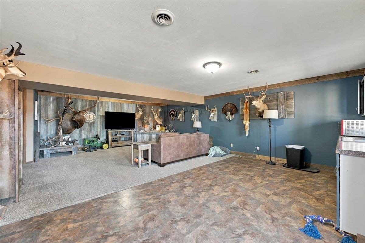 2313 Blue Bell Drive Property Photo 17