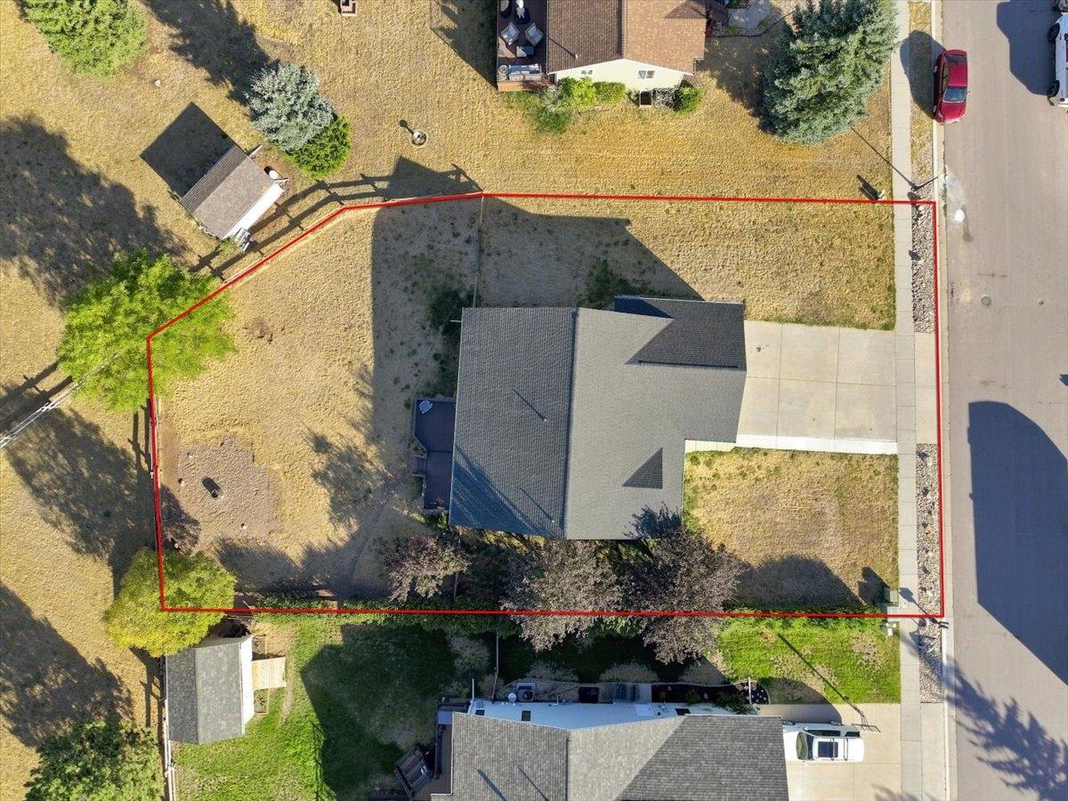 1836 Iron Horse Loop Property Photo 29