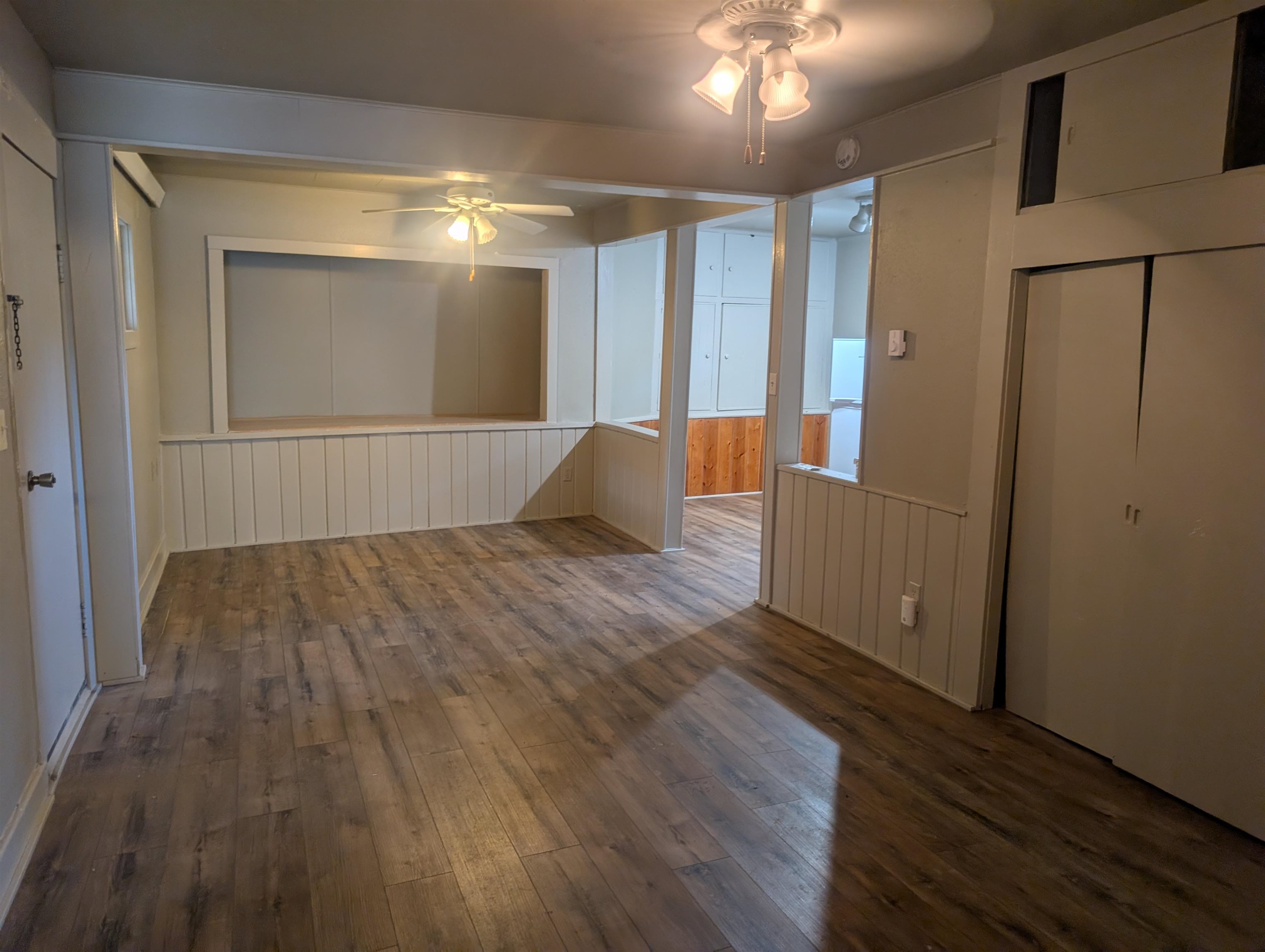 815 W Main Street Property Photo 16