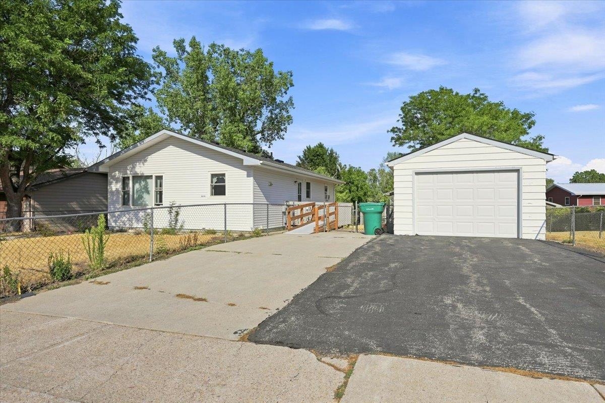 2614 Cottontail Drive Property Photo 1