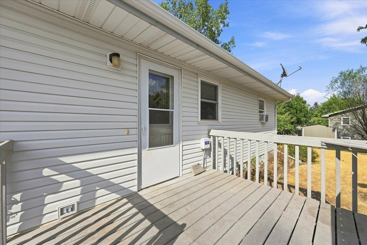 2614 Cottontail Drive Property Photo 2
