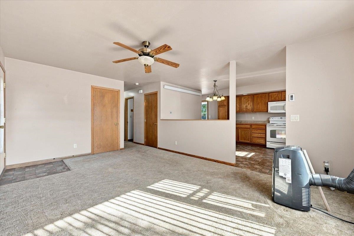 2614 Cottontail Drive Property Photo 9