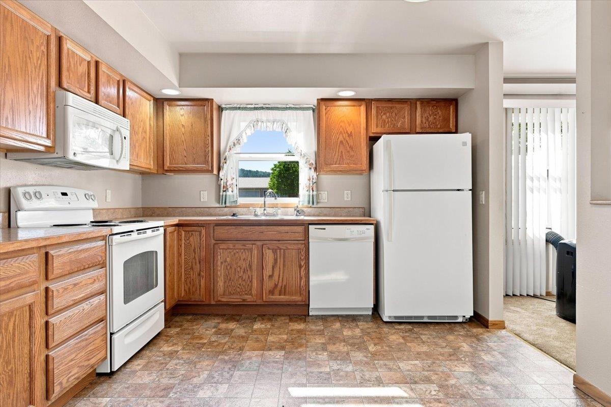 2614 Cottontail Drive Property Photo 13