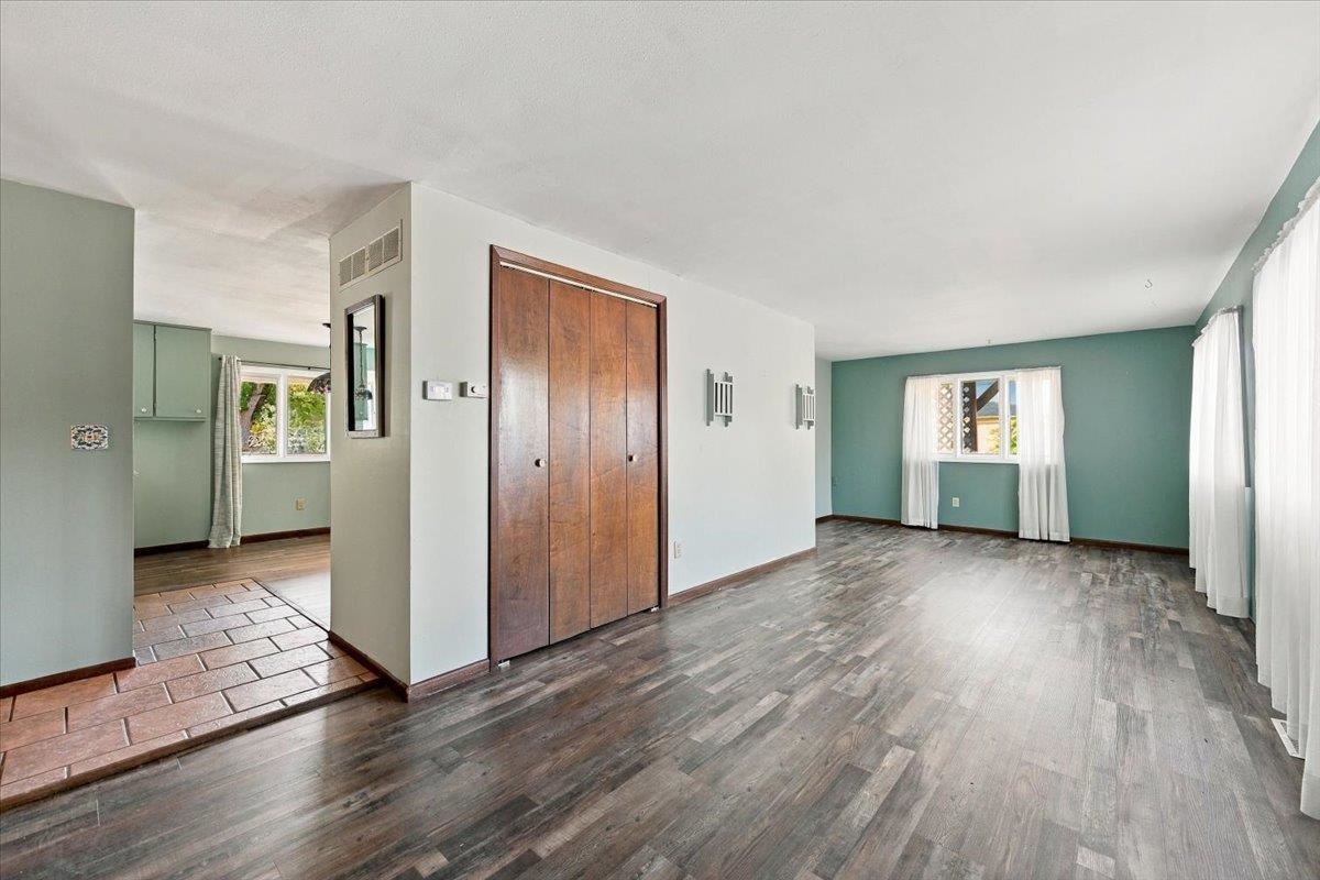 340 W Federal Street Property Photo 4