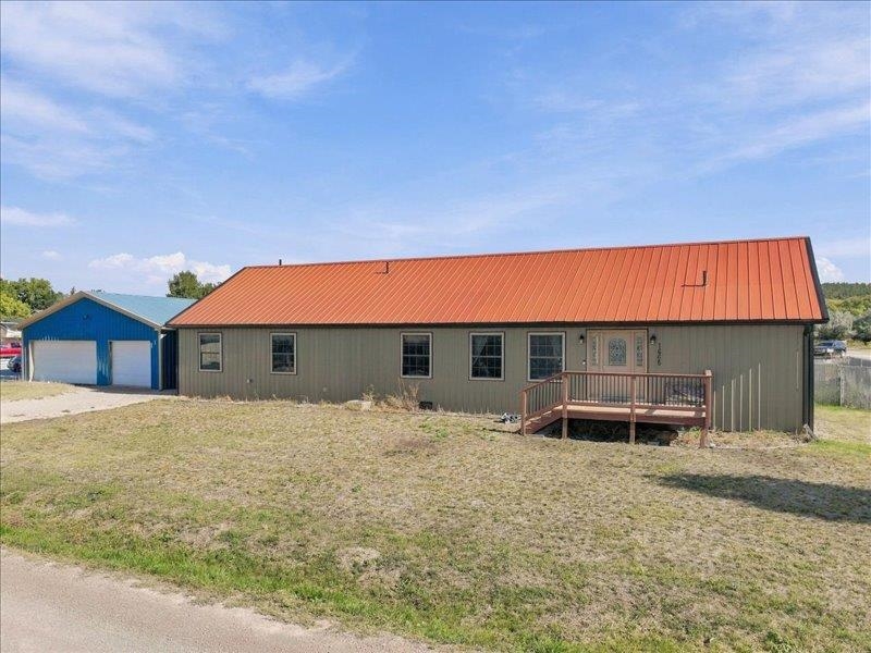1665 Gray Blvd. Property Photo 1