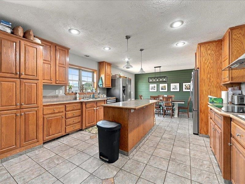 1665 Gray Blvd. Property Photo 14