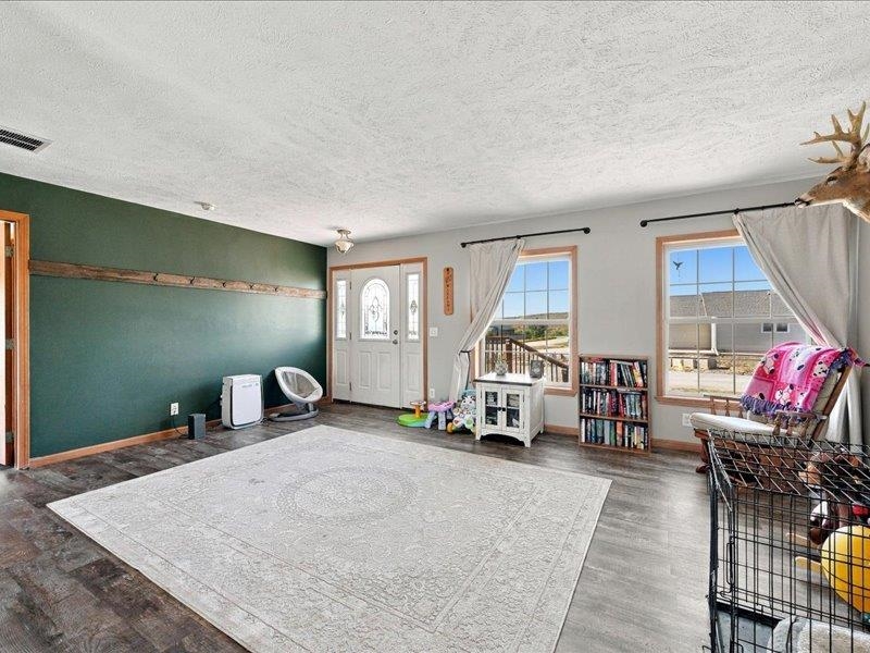 1665 Gray Blvd. Property Photo 17
