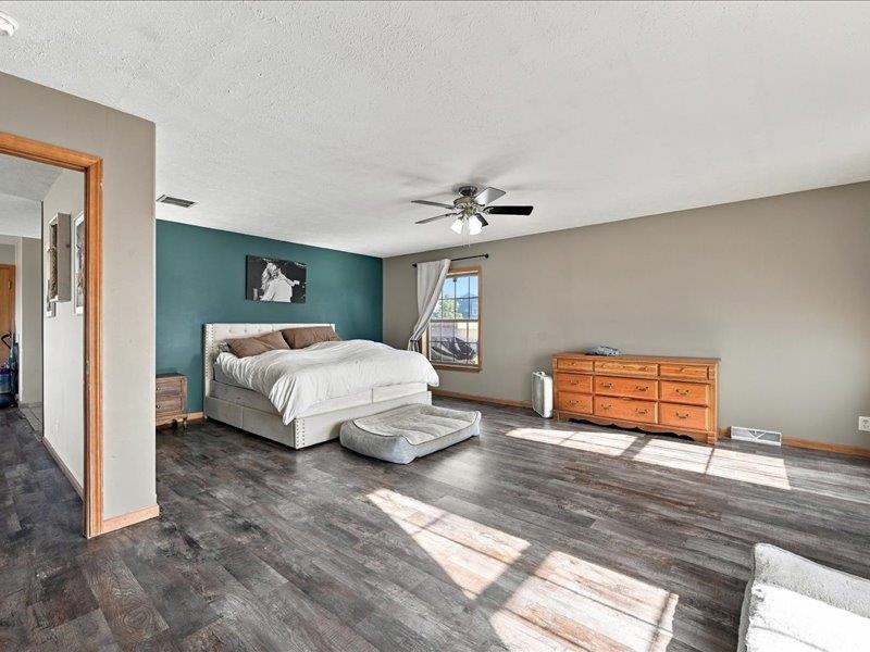 1665 Gray Blvd. Property Photo 21