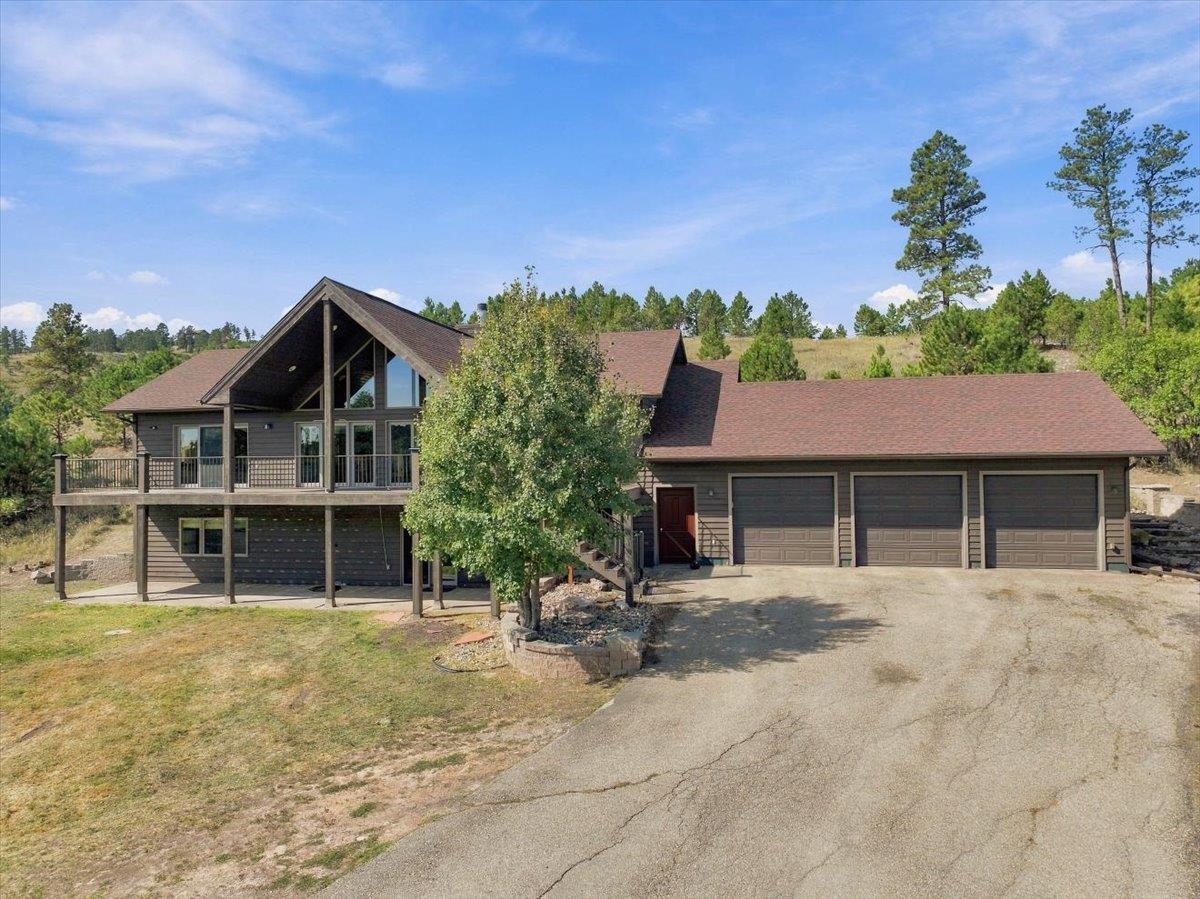 15353 Canyon Trl Property Photo 1