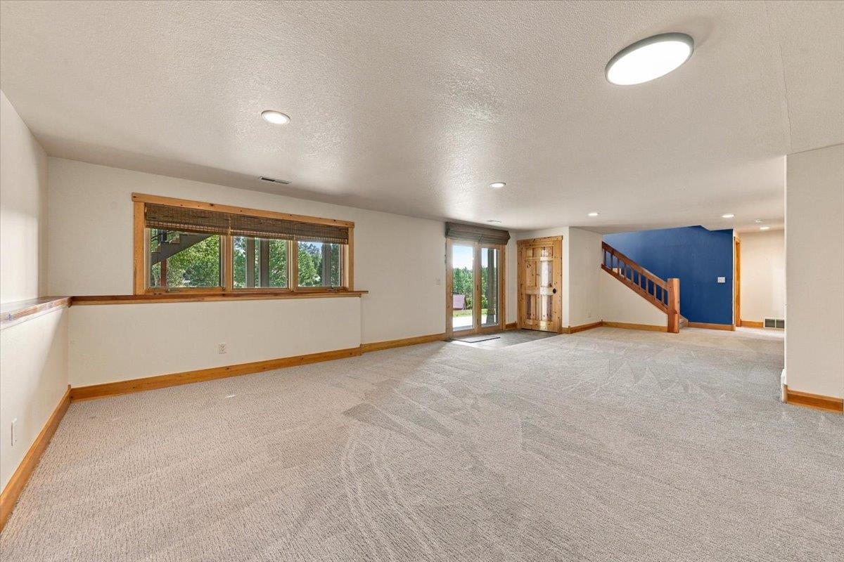 15353 Canyon Trl Property Photo 24
