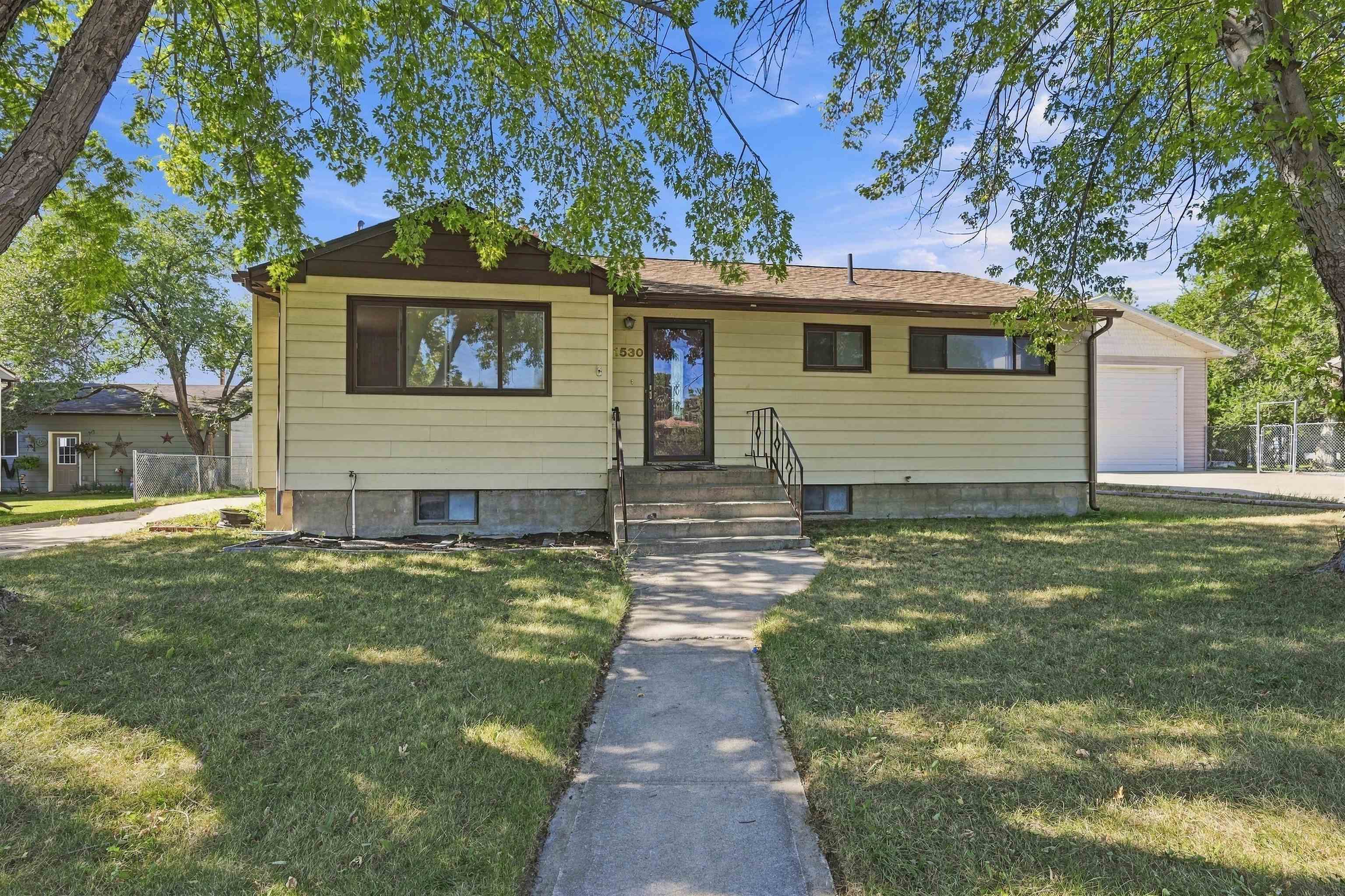 1530 Gray Blvd. Property Photo 1