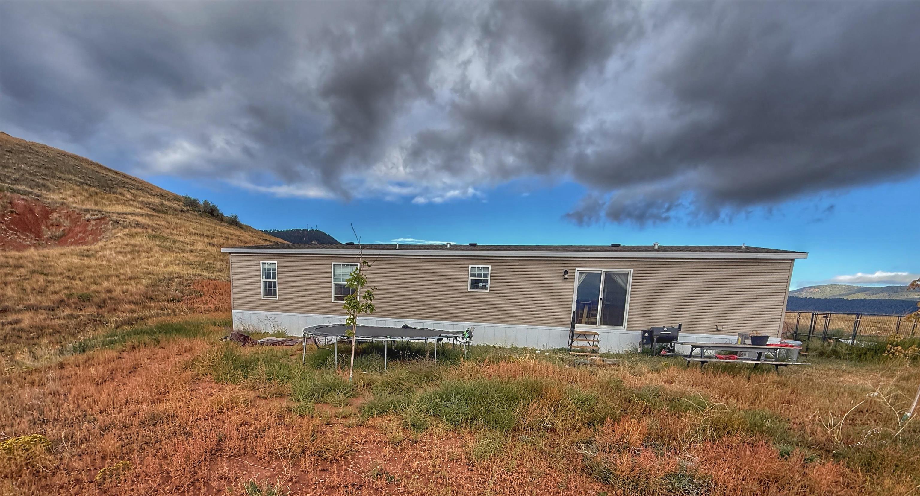5 High Noon Court Property Photo 4