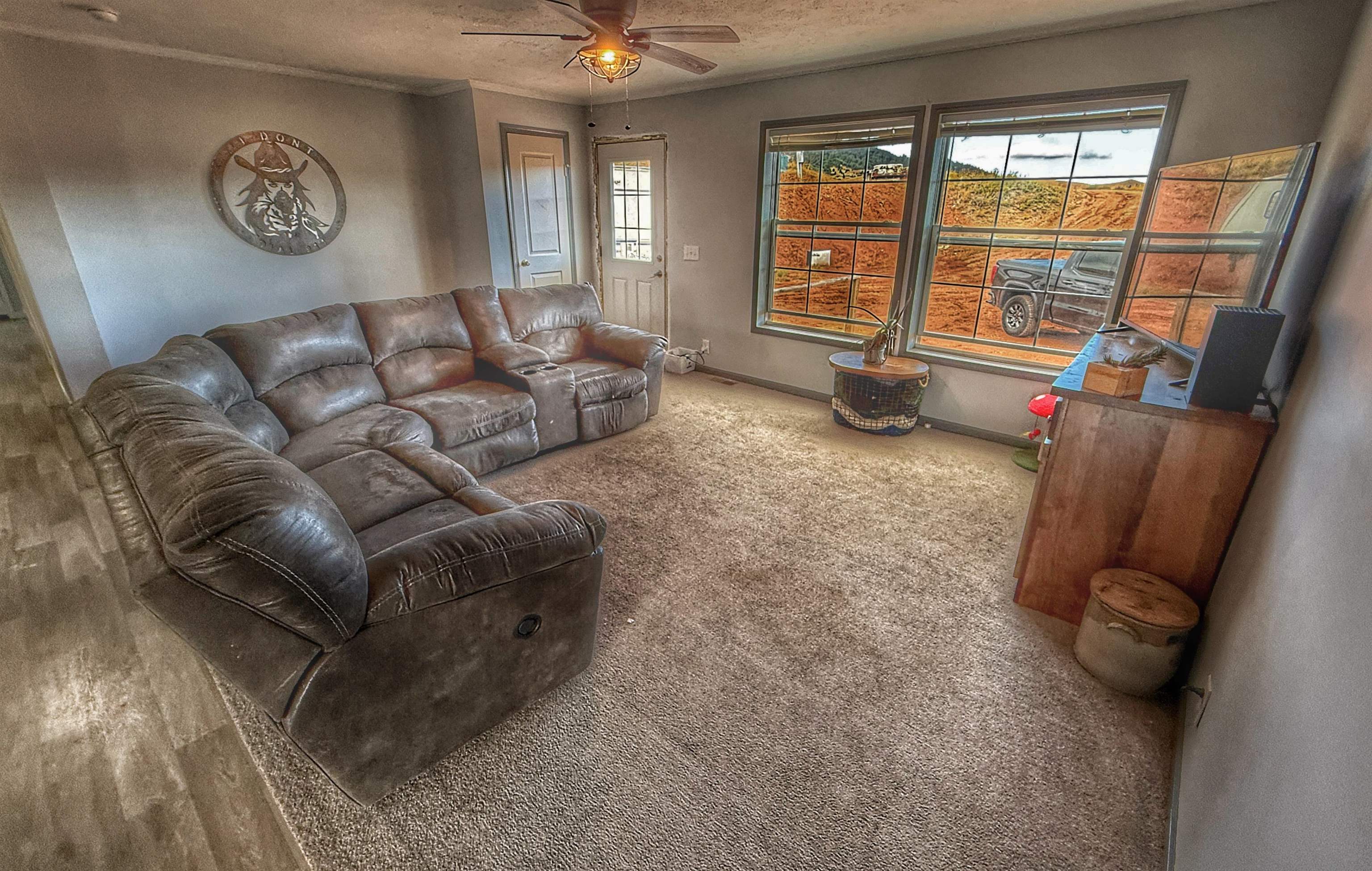 5 High Noon Court Property Photo 6