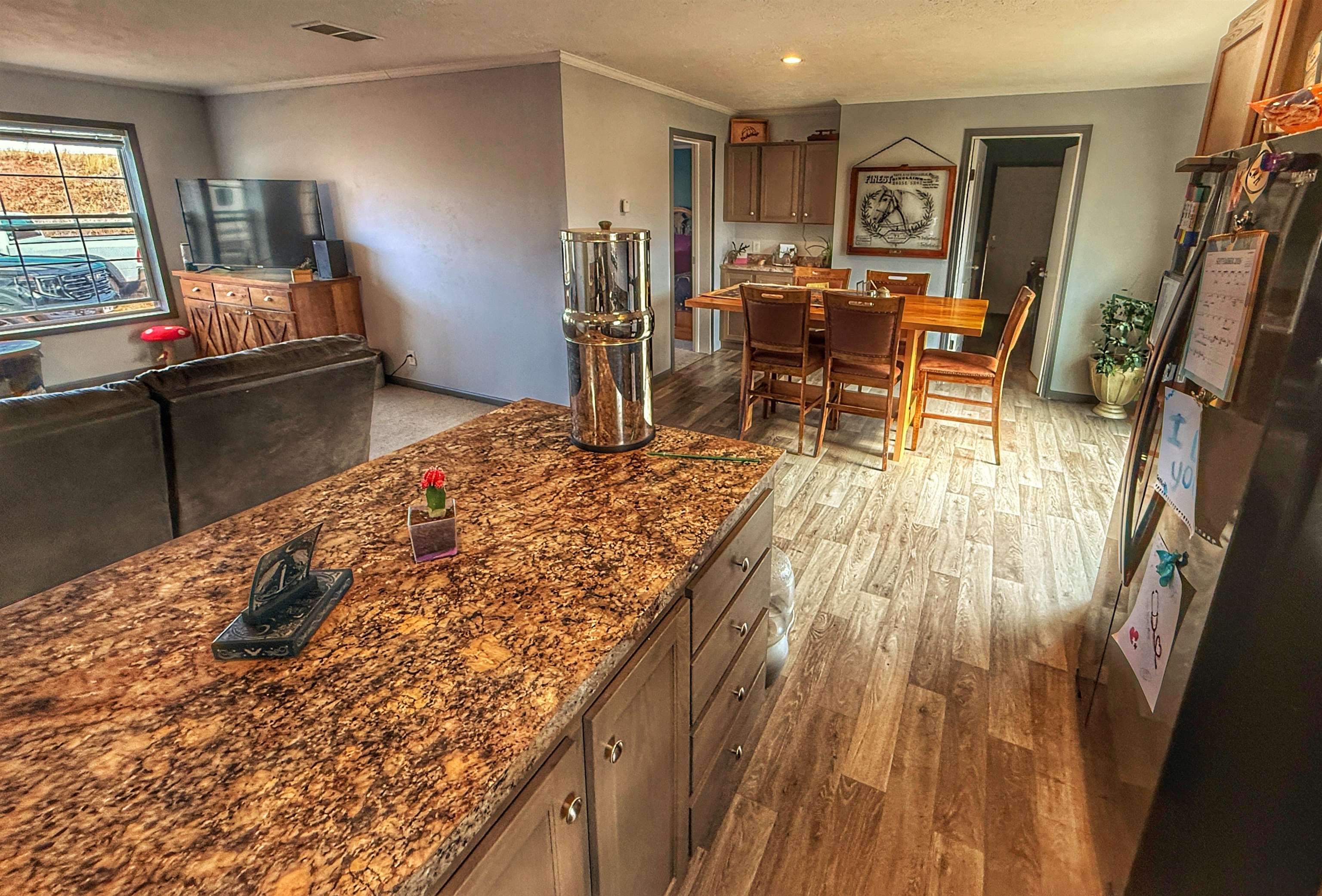 5 High Noon Court Property Photo 10