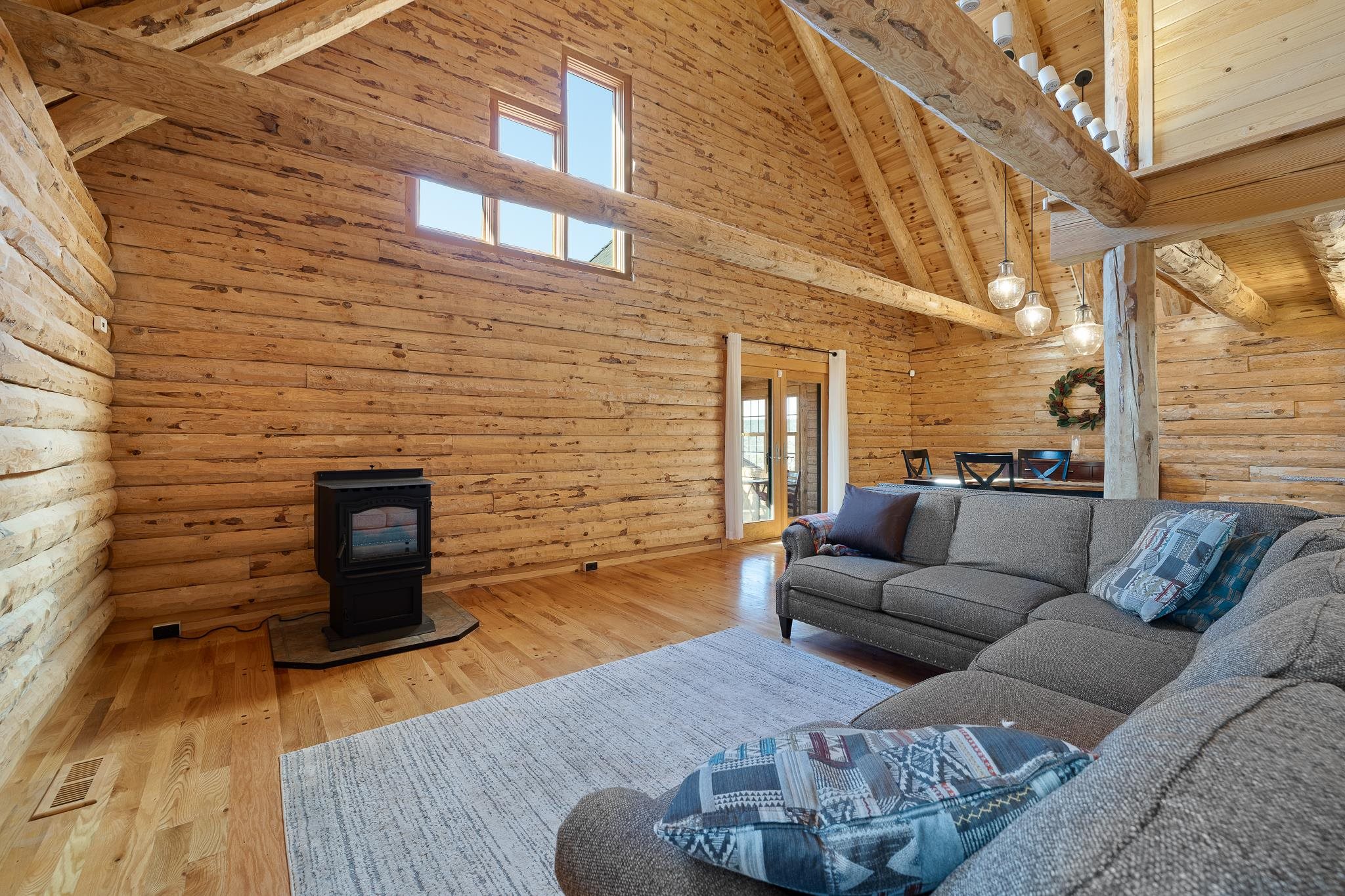 28025 Cascade Road Property Photo 4