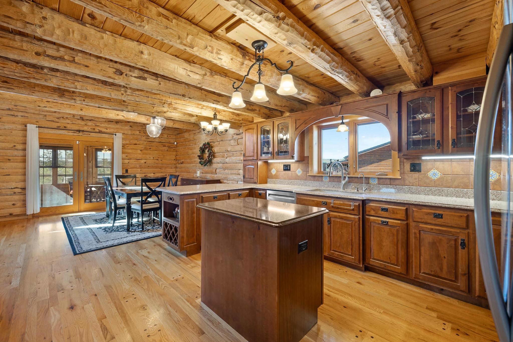 28025 Cascade Road Property Photo 10