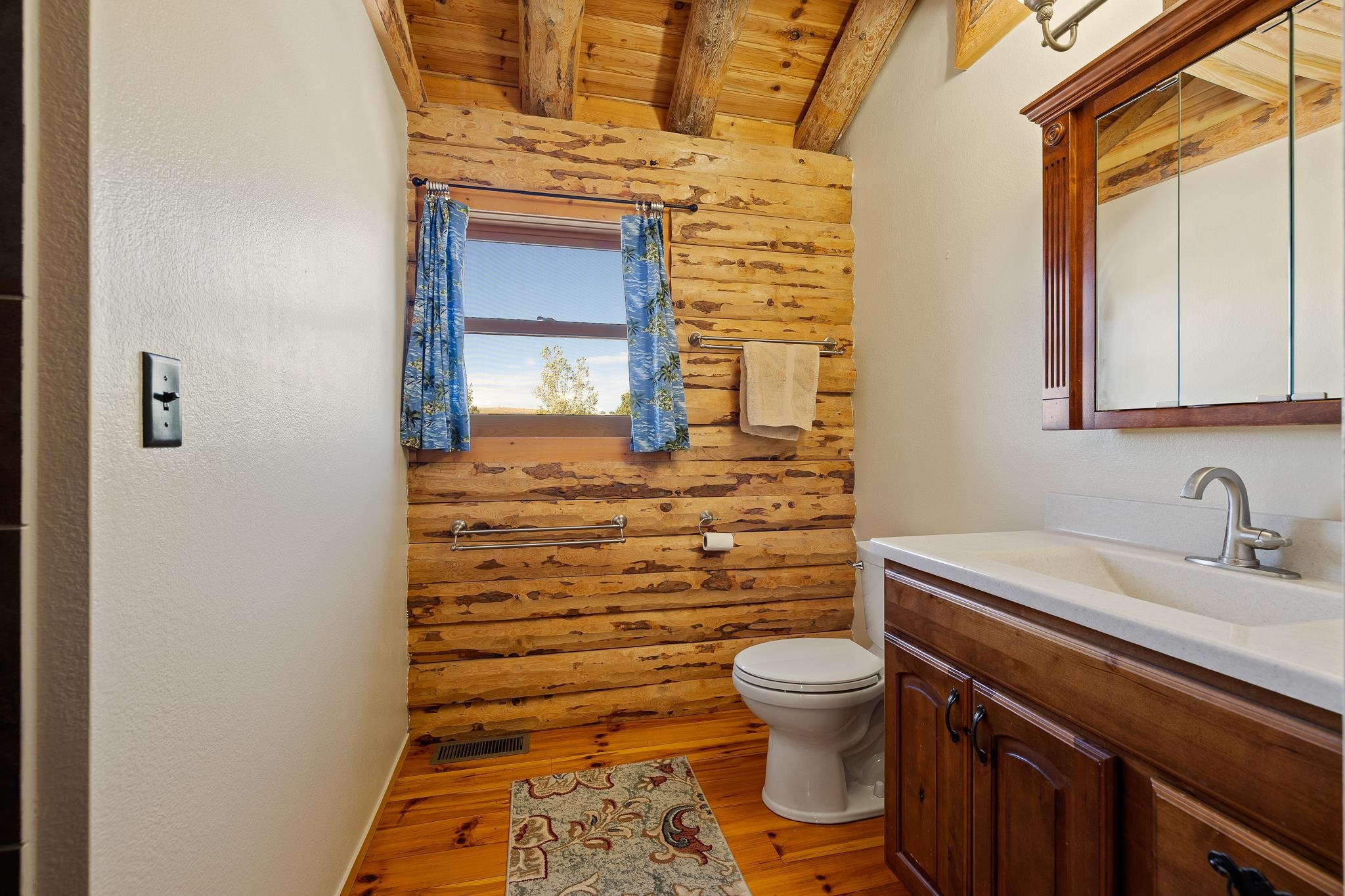 28025 Cascade Road Property Photo 20