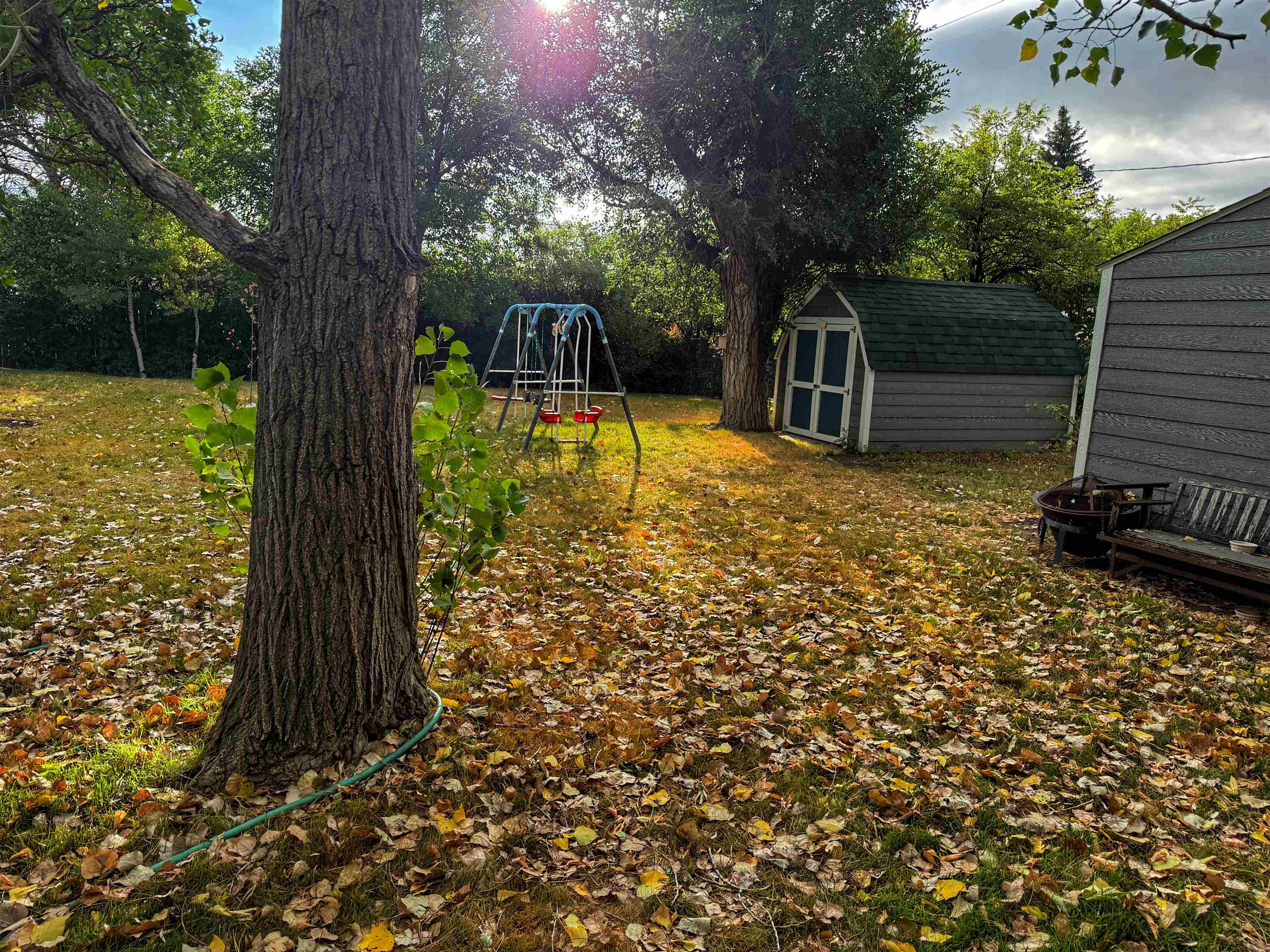 308 E Thompson Property Photo 3