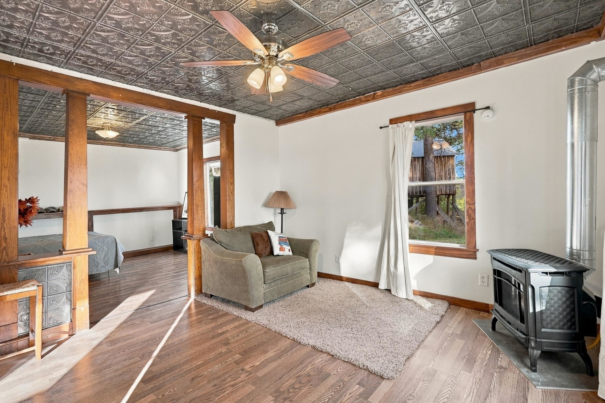 720 Barclay Avenue Property Photo 21